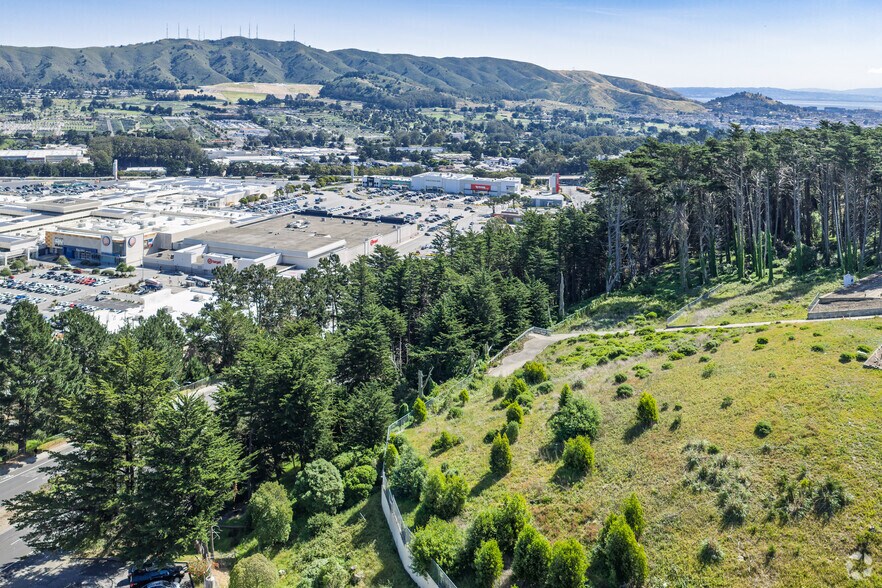 More Photos Of 239 Serramonte Blvd, Daly City Land For Sale
