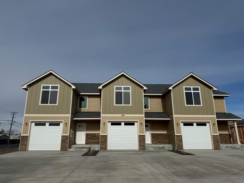 More Photos Of , Moses Lake Multifamily For Sale