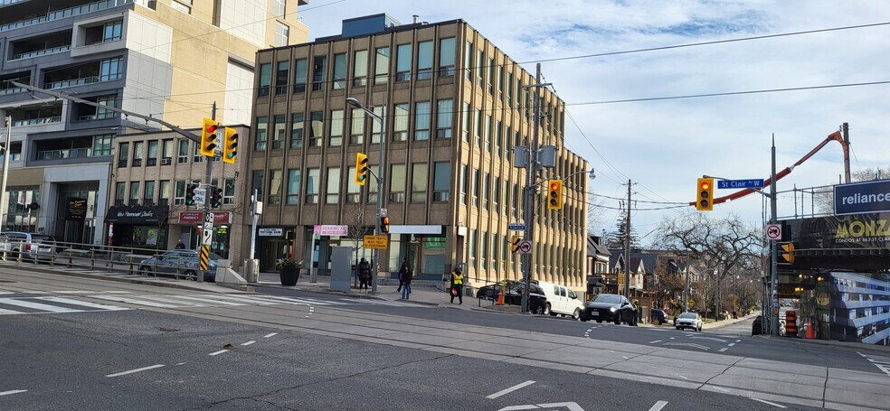 More Photos Of 845-851 St Clair Av W, Toronto Office For Lease