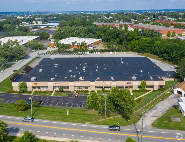 More Photos Of 450 S Henderson Rd, King Of Prussia Distribution For Lease