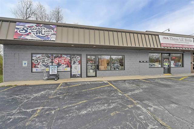 More Photos Of 340-348 N Military Ave, Green Bay Freestanding For Sale