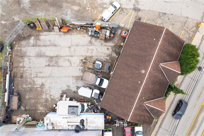More Photos Of 1641 Saw Mill Run Blvd, Pittsburgh Light Manufacturing For Sale