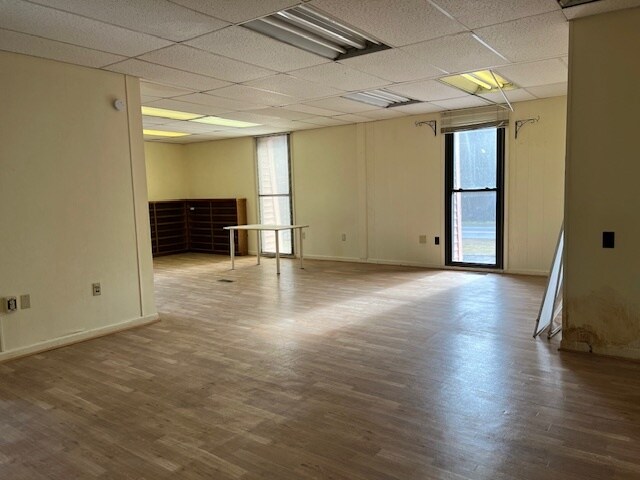 More Photos Of 18145 Main St, Buchanan Office For Lease