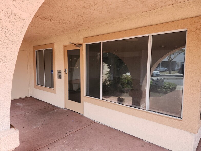 More Photos Of 2001 Broadway, San Pablo Apartments For Sale