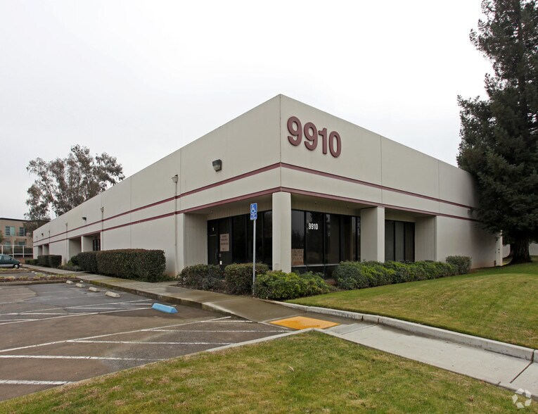 More Photos Of 9910 Horn Rd, Sacramento Warehouse For Lease