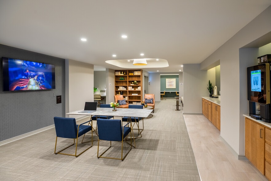 More Photos Of 3015 Weslayan St, Houston Apartments For Lease
