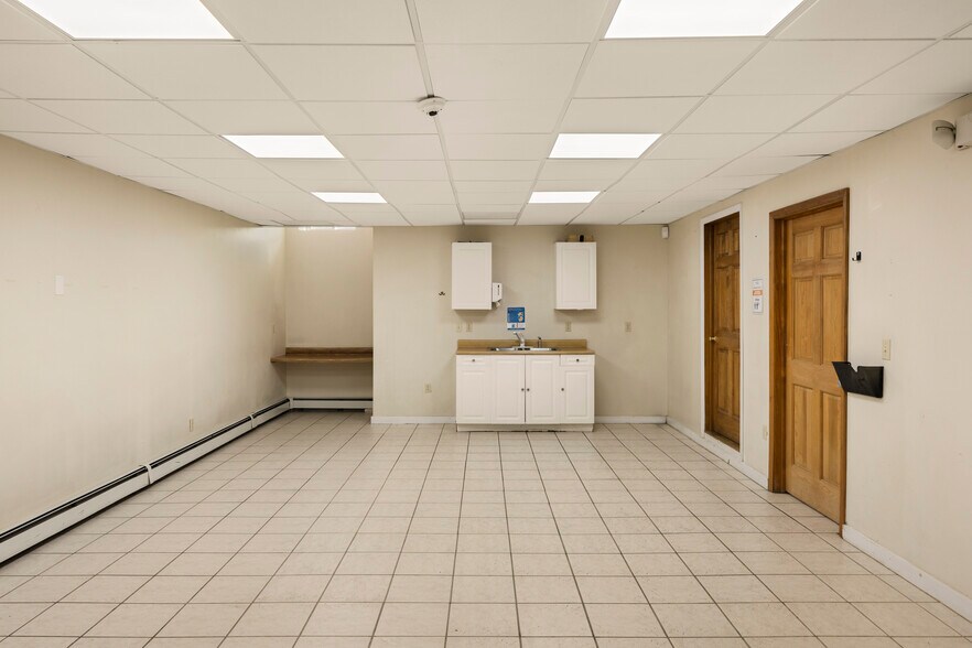 More Photos Of 2400 US Route 9, Hudson Office For Sale