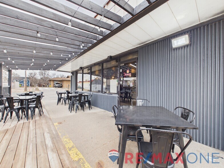 More Photos Of 108 W Kansas Ave, Garden City Office For Sale