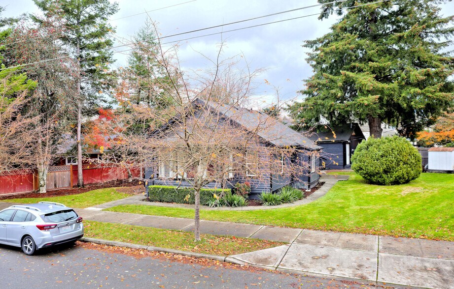 More Photos Of 8568 Falls Ave SE, Snoqualmie Apartments For Sale
