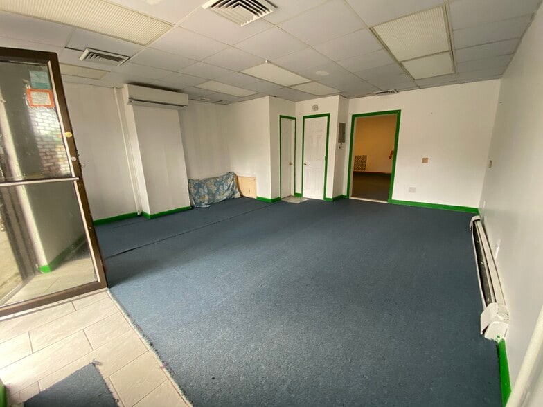 More Photos Of 1470 Williamsbridge Rd, Bronx Storefront Retail Residential For Lease