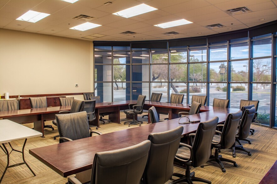 More Photos Of 1444 W Auto Dr, Tempe Office For Lease
