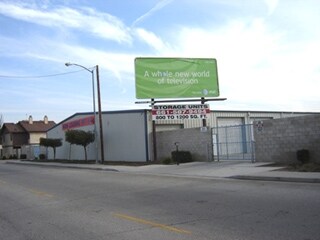 More Photos Of 1831 Golden State Ave, Bakersfield Self Storage For Lease