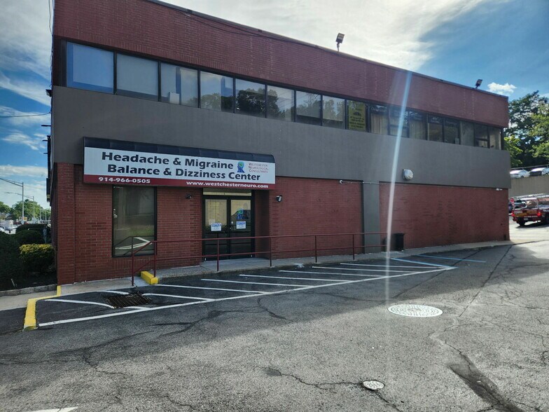 More Photos Of 1915 Central Park Ave, Yonkers Medical For Lease