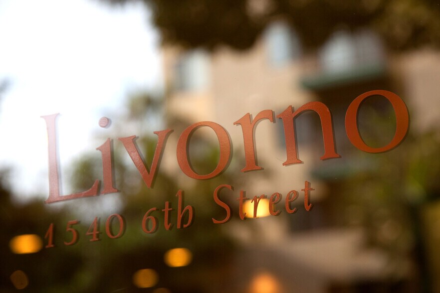 More Photos Of 1540 6th St, Santa Monica Apartments For Lease