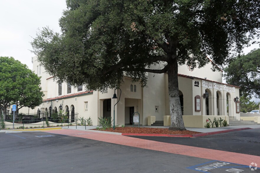 More Photos Of 405-415 W Foothill Blvd, Claremont Storefront Retail Office For Lease