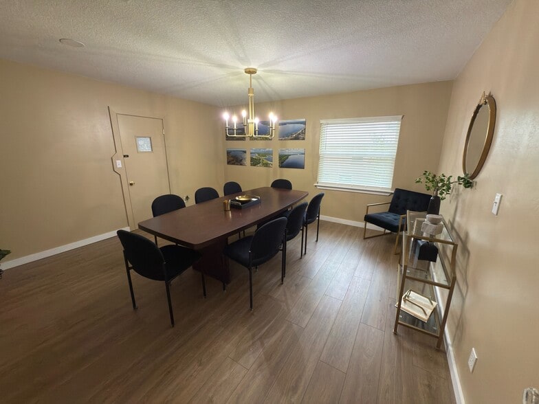 More Photos Of 160 SW Nightingale St, Keystone Heights Office For Sale