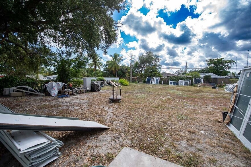 More Photos Of 5738 Hallandale Beach Blvd, West Park Freestanding For Sale