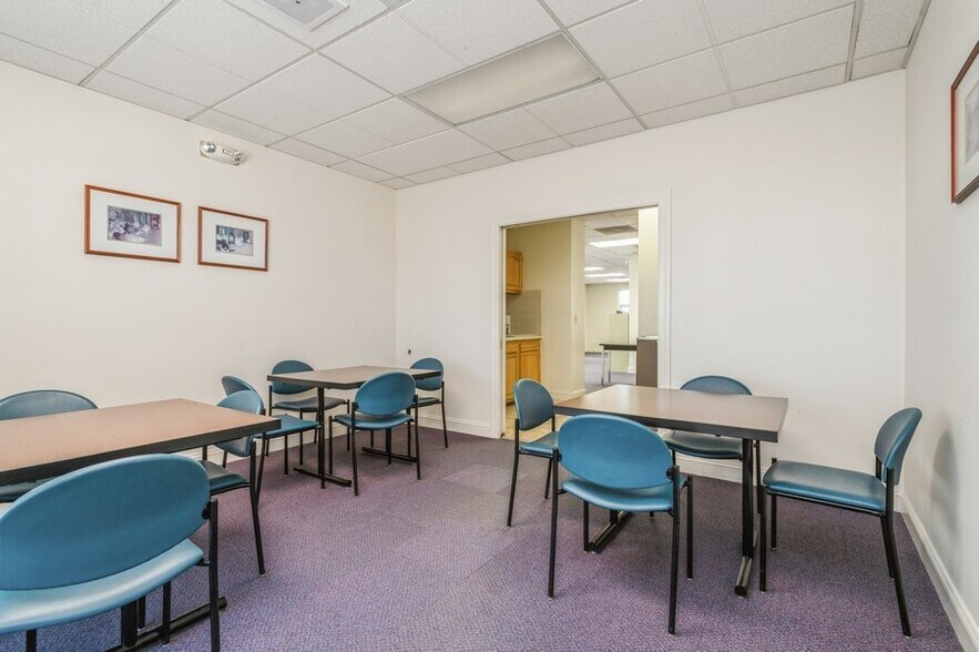 More Photos Of 372 Route 22 West, White House Station Office For Lease