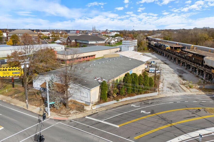 More Photos Of 335 Baxter Ave, Louisville Warehouse For Lease