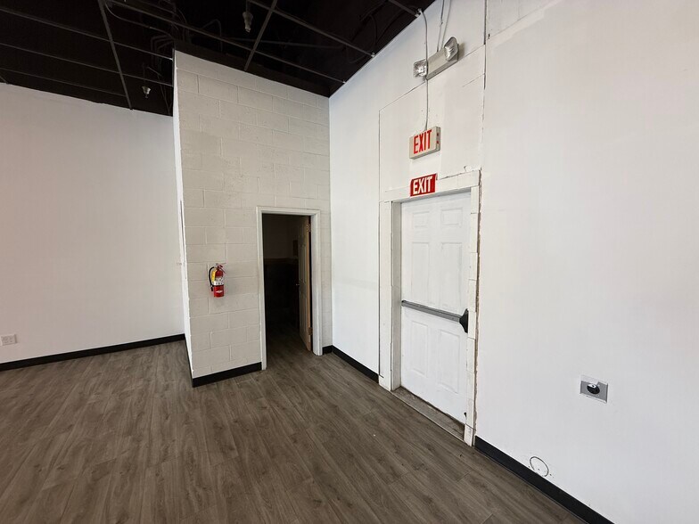 More Photos Of 1700 N State St, Provo Freestanding For Lease