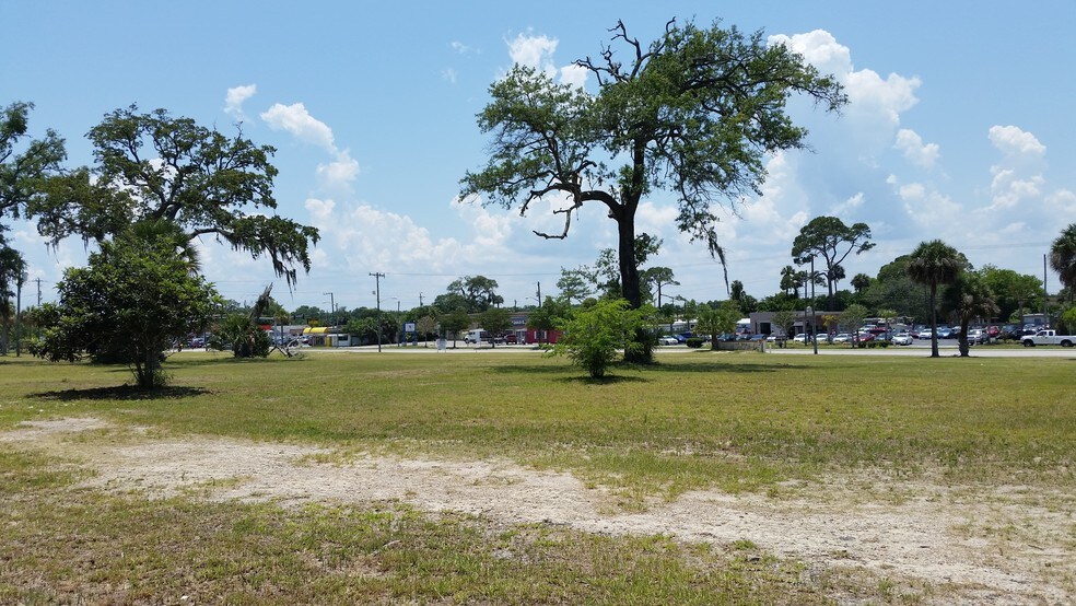 More Photos Of 327 Ridgewood Ave, Holly Hill Land For Sale