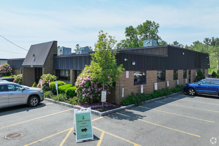 More Photos Of 191 S Main St, Middleton Office For Lease