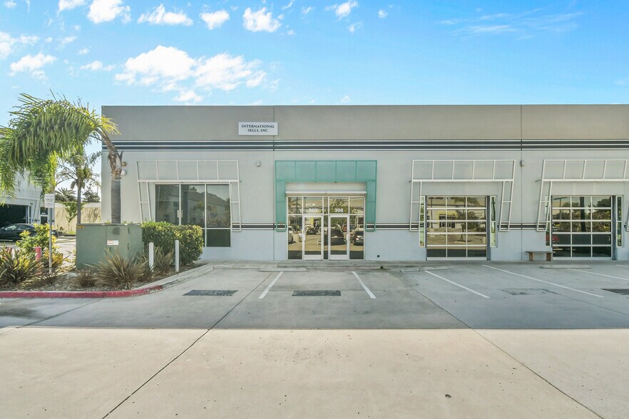 More Photos Of 861 Harold Pl, Chula Vista Research And Development For Sale