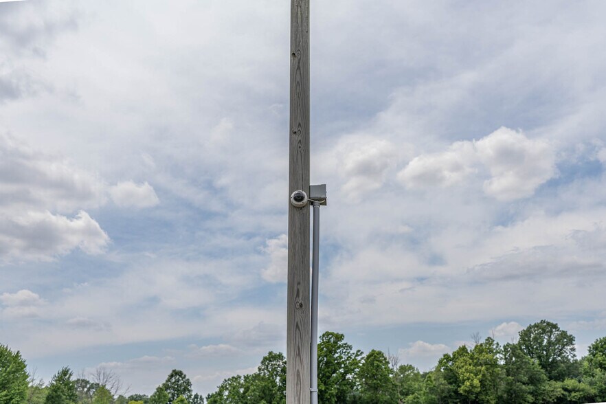 More Photos Of 1067 N Mission Rd, Mount Pleasant Self Storage For Sale