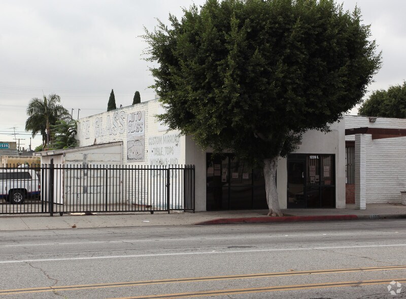 More Photos Of 1228 E Compton Blvd, Compton Loft Creative Space For Sale