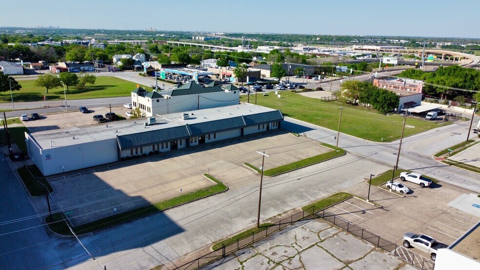 More Photos Of 1107 E 1st St, Fort Worth Warehouse For Lease