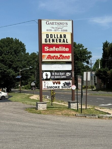 More Photos Of 498 Beverly Rancocas Rd, Willingboro Storefront For Sale