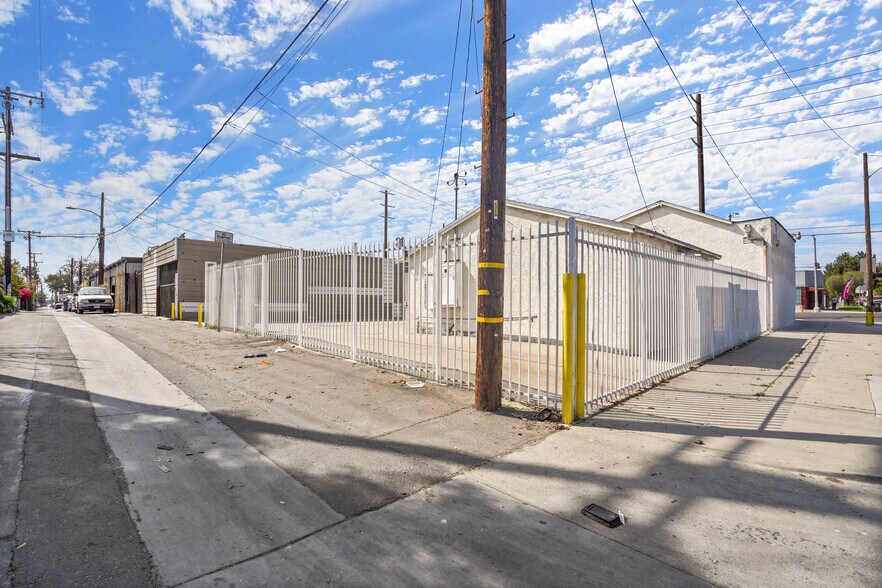 More Photos Of 1108 E 84th Pl, Los Angeles Religious Facility For Sale