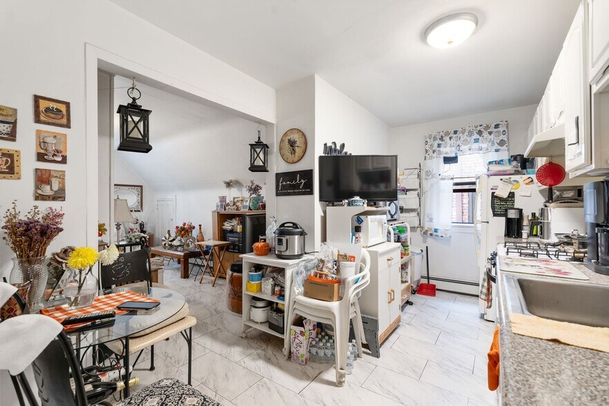 More Photos Of 14 48th St, Weehawken Apartments For Sale