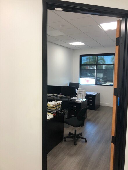 More Photos Of 16619 S Broadway, Gardena Land For Lease