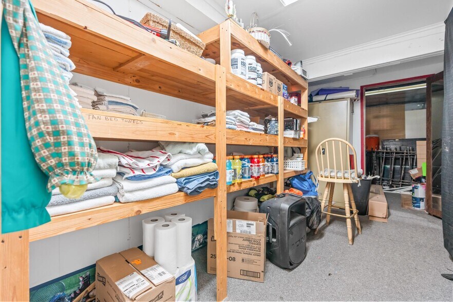 More Photos Of 110 E Franklin St, Hillsboro Health Club For Sale