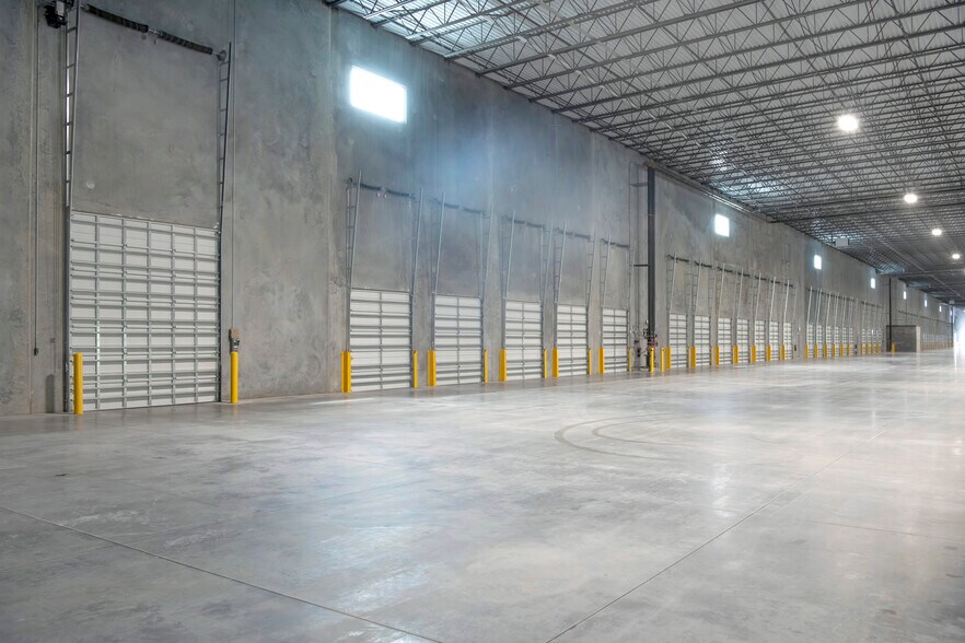 More Photos Of 425 Faison Rd, Charleston Unknown For Lease