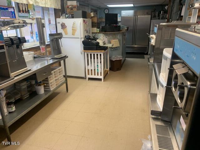 More Photos Of 314 Front E st, Coeburn General Retail For Sale