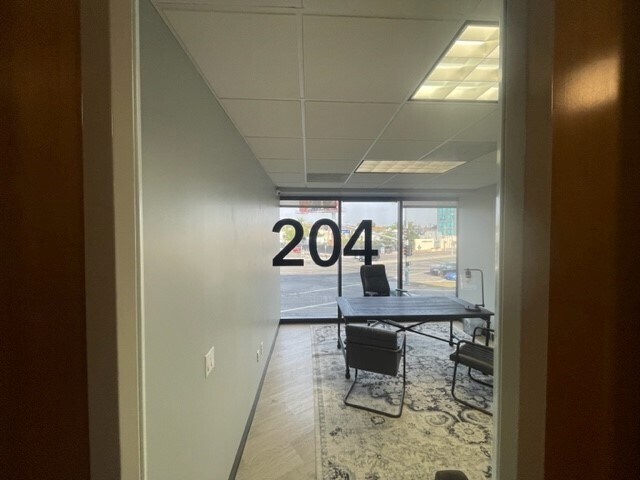 More Photos Of 8200 Wilshire Blvd, Beverly Hills Medical For Lease