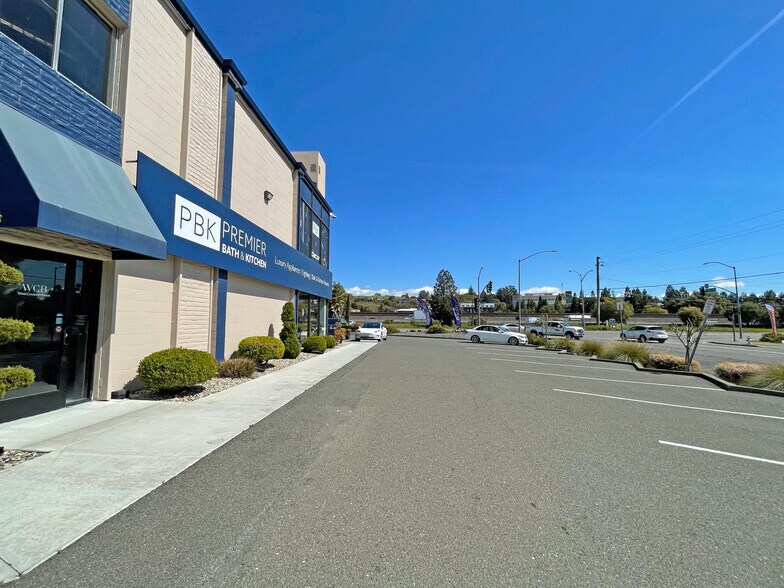 More Photos Of 3201 Cleveland Ave, Santa Rosa Office For Sale