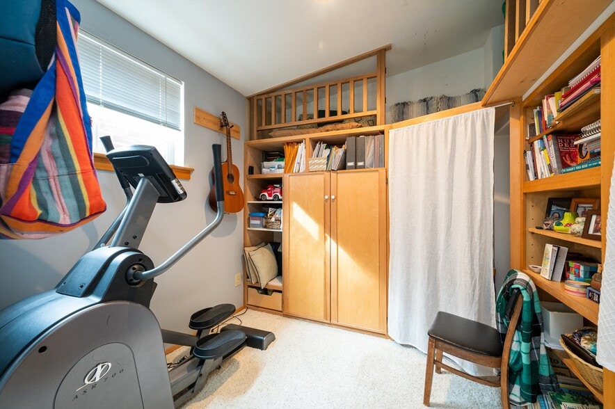 More Photos Of 1324 Commercial, Bellingham General Retail For Sale