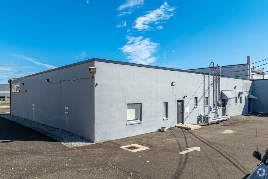 More Photos Of 307 - 319 W Landis Ave, Vineland Medical For Lease