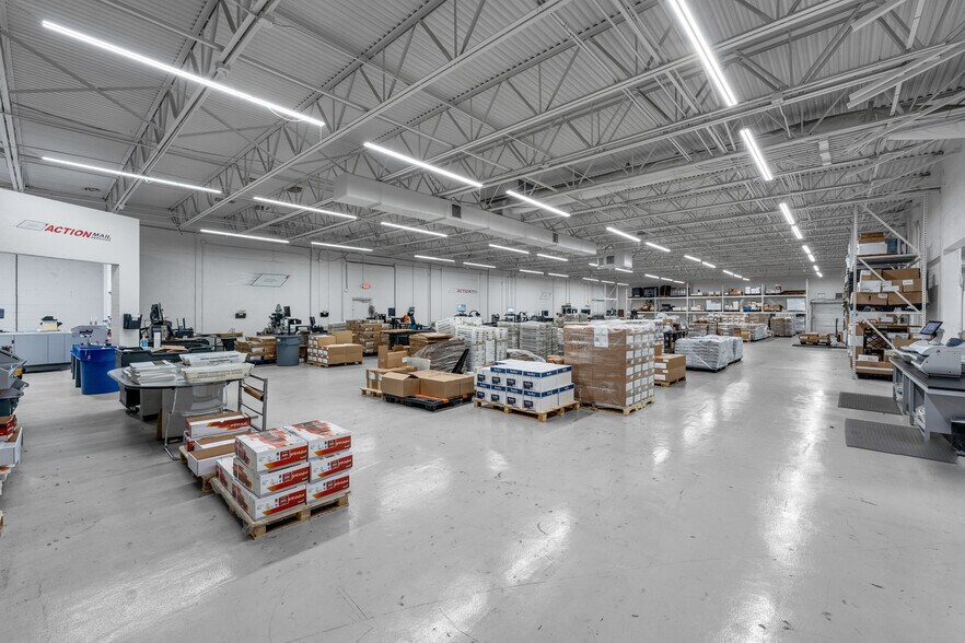 More Photos Of 2441 Orlando Central Pky, Orlando Manufacturing For Sale