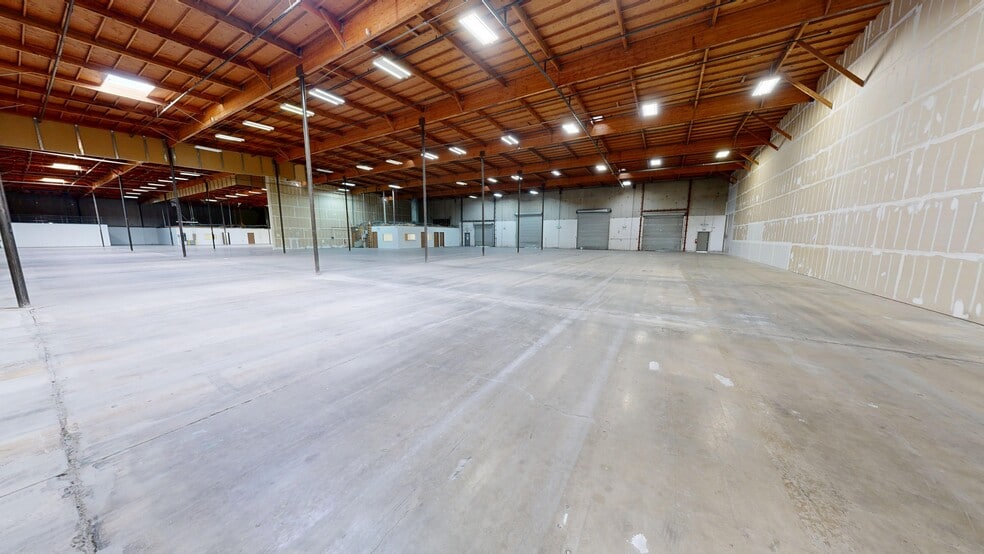 More Photos Of 8450 Belvedere Ave, Sacramento Warehouse For Lease