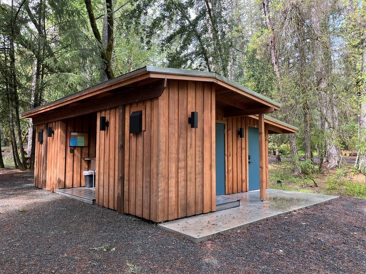 More Photos Of 15960 Bottle Rock Rd, Cobb Hotel For Sale