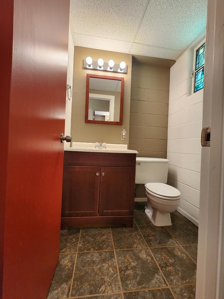 More Photos Of 2411 Kermit Hwy, Odessa Freestanding For Sale