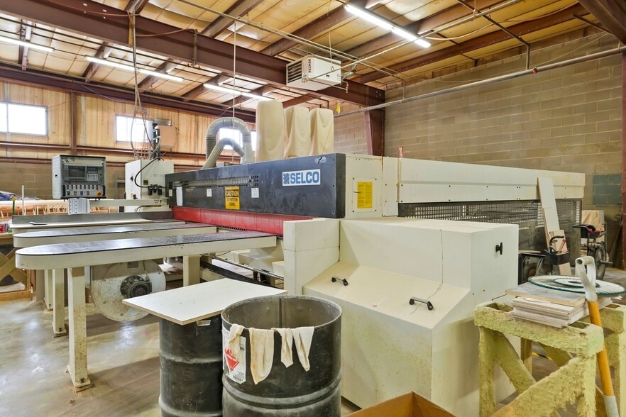 More Photos Of 3220 E 52nd Ave, Denver Warehouse For Sale