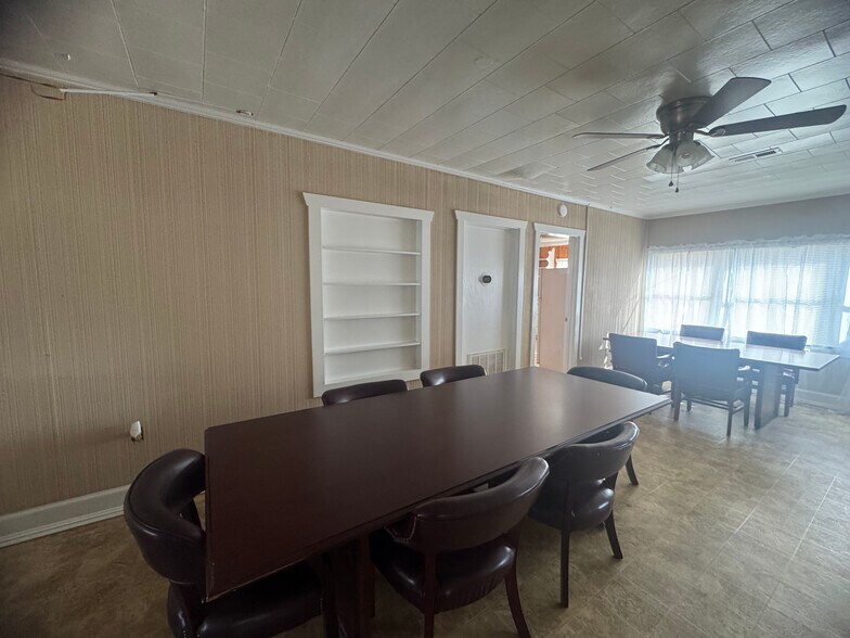 More Photos Of 8385 AL Highway 144, Alexandria Office Residential For Sale