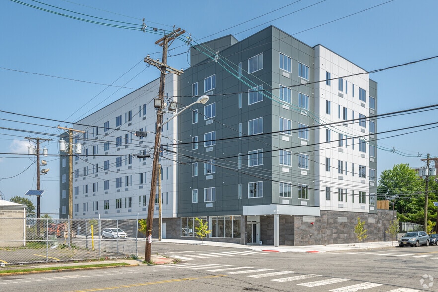 More Photos Of 74 Pollock Ave, Jersey City Apartments For Sale