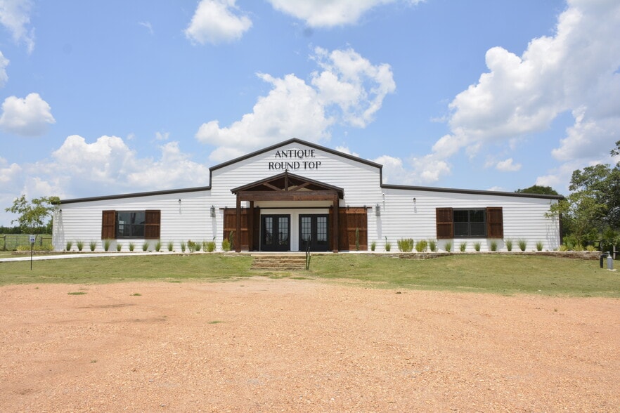 More Photos Of 2260 Texas 237, Round Top Warehouse For Lease