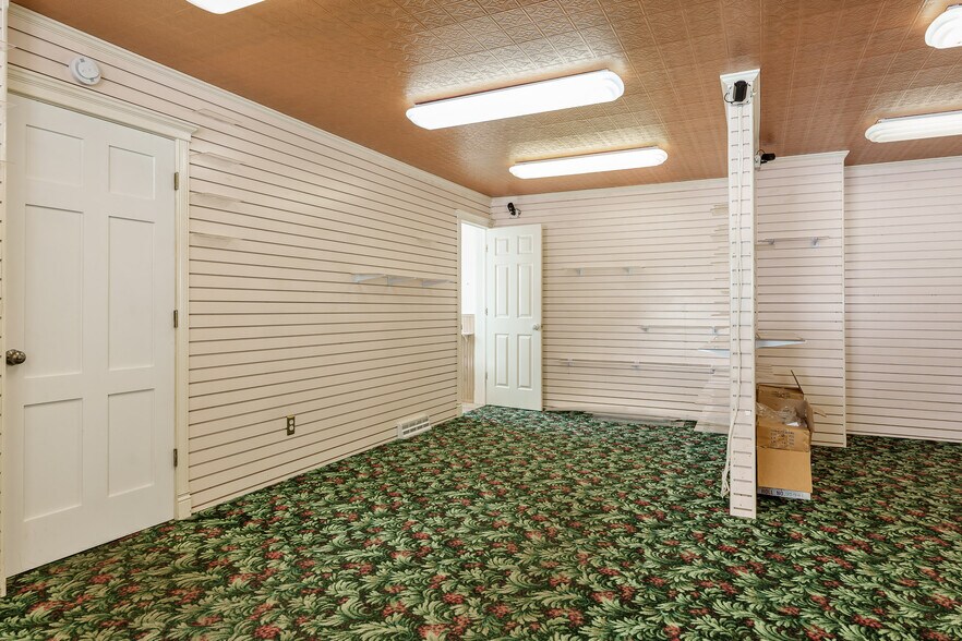 More Photos Of 1321 W Court St, Janesville Apartments For Sale